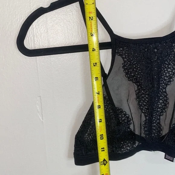 🎱Black lace Victoria Secret bralette! - Picture 4 of 8